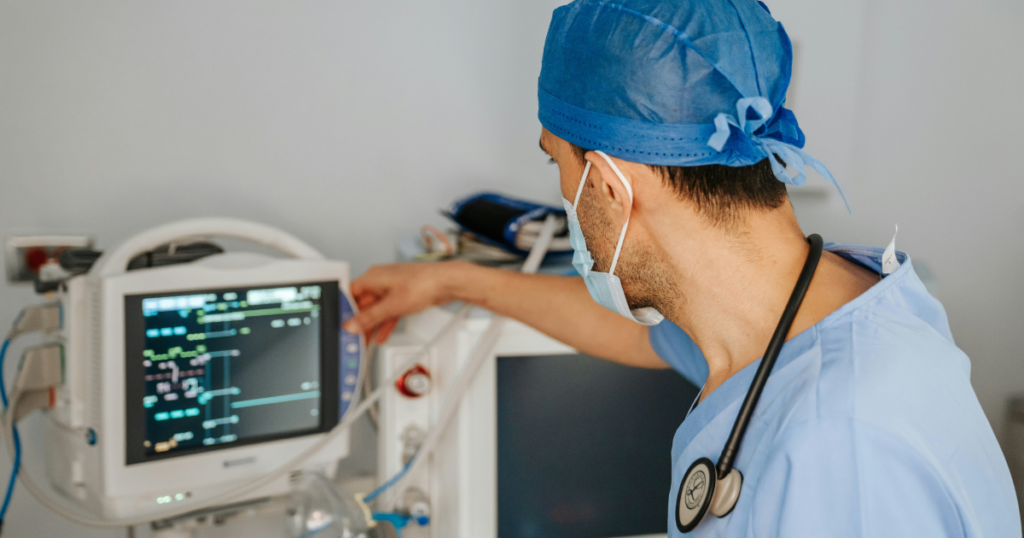 This image shows a combined role of AI and doctors in health care.